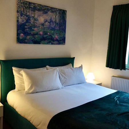Emerald - In The Heart Of Trastevere Rome Bagian luar foto